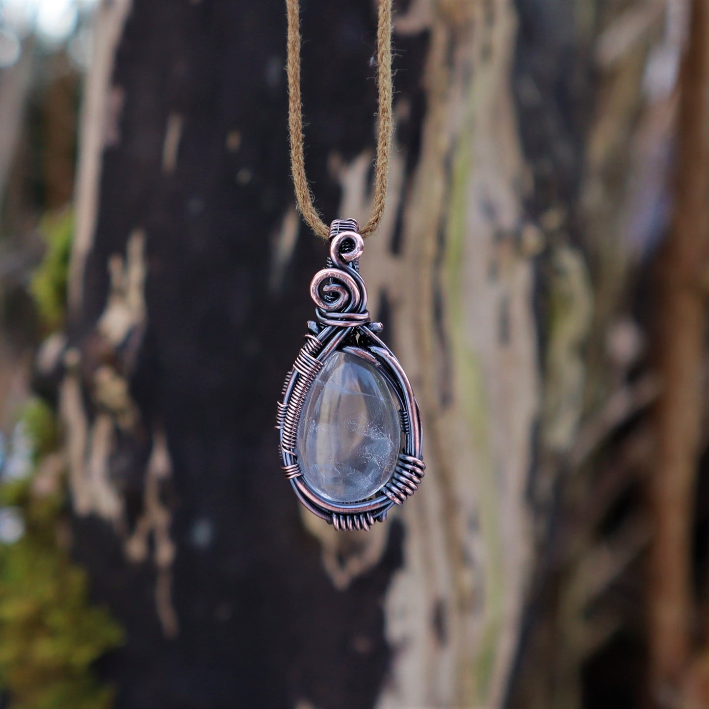 Clear quartz mini pendant